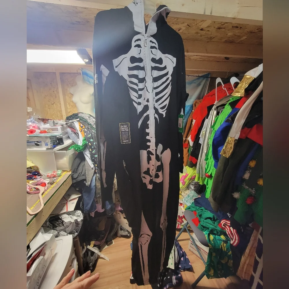 Tipsy Elves Unisex Halloween Skeleton‎ Costume/Pajama Zip Up One Piece NWT - Picture 6 of 6